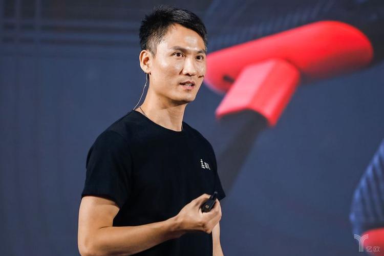 科技又一次推出全球首款出境游一站式服務產品